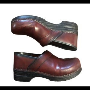 Dansko Clogs Womens Shoes Size:42